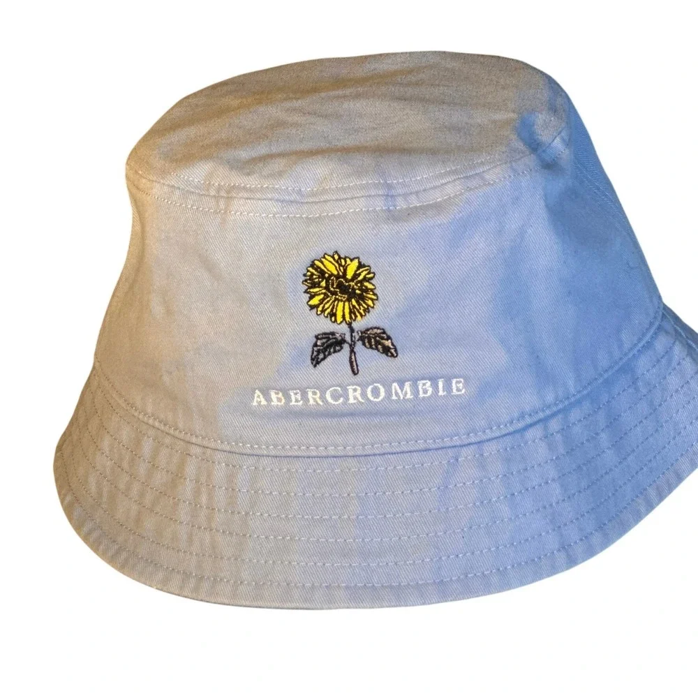 Abercrombie Bucket Hat Womens OS Light Blue Sunflower Embroidered Cotton